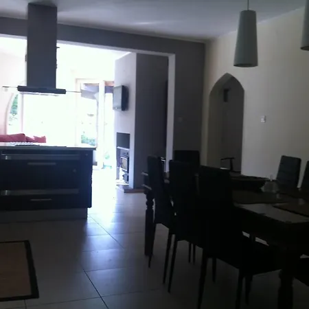 Villa Saint Andronikos House *