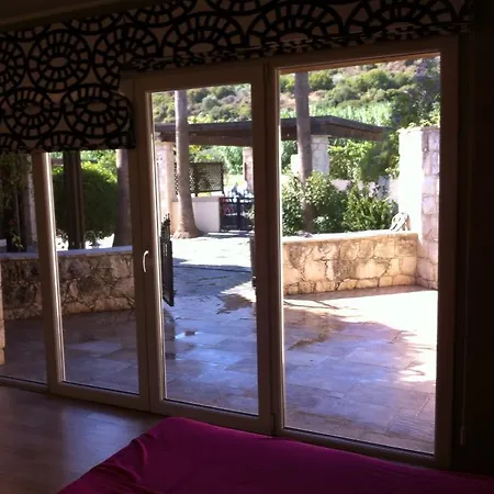 Villa Saint Andronikos House