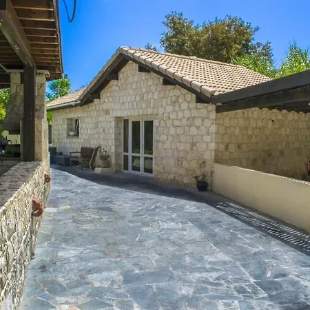 别墅 Saint Andronikos House *